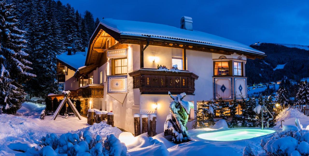 Garni Residence Soraiser Селва ди Вал Гардена Екстериор снимка